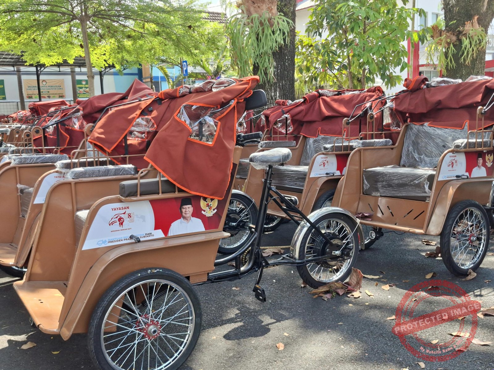 Bantuan becak listrik Presiden Prabowo Subianto untuk warga Kabupaten Ciamis. (Dok, foto. Kondusif.com)