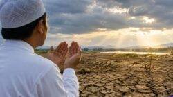 Kemarau Panjang, Ini Bacaan Doa Memohon Hujan Lengkap dengan Artinya