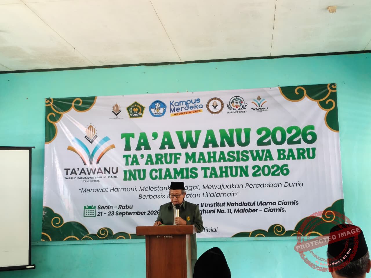 Foto: Rektor INU Ciamis, Dr. H. Kusoy Fadiliah, M.Si.