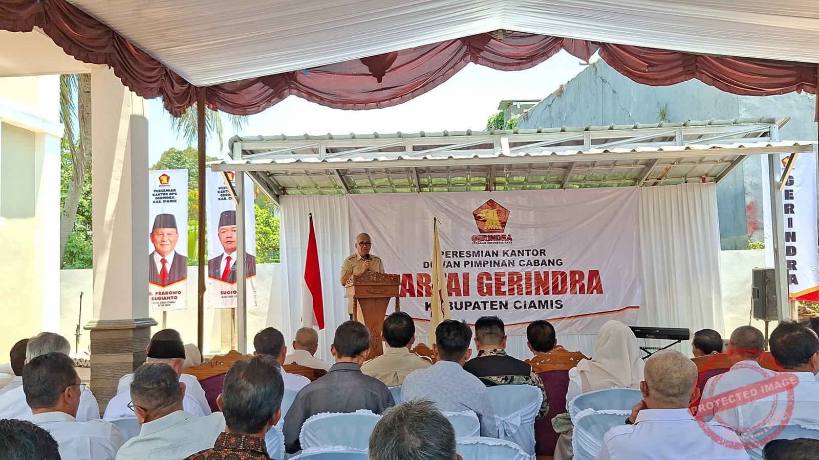 Ketua DPD Partai Gerindra Jawa Barat, H. Amir Mahfud saat sambutan peresmian gedung baru DPC Gerindra Ciamis. (Dok, foto. Kondusif.com)