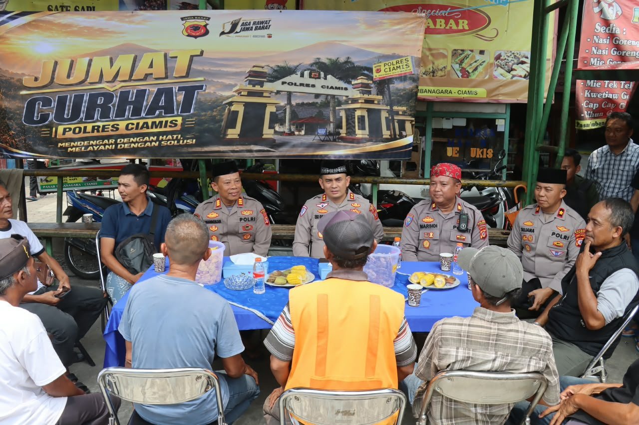 Kapolres Ciamis AKBP Eko Iskandar S.H.,S.I.K.,M.Si Datang Mendengar, Warga Imbanagara Sampaikan Persoalan Air Bersih dan Knalpot BrongFoto:Dok Kondusif.com