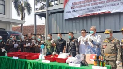 Pemusnahan barang bukti di Kejaksaan Negeri Ciamis. (Dok, foto. Kondusif.com)