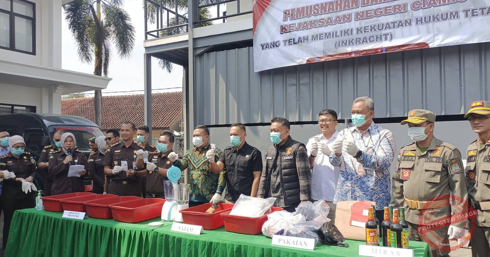 Pemusnahan barang bukti di Kejaksaan Negeri Ciamis. (Dok, foto. Kondusif.com)
