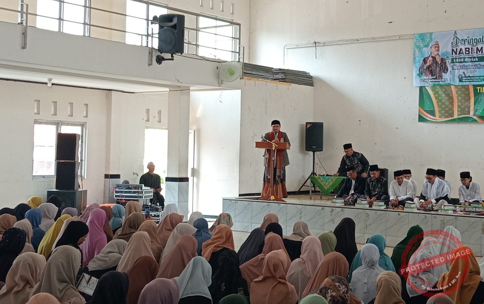 Foto: KH Drs. Iing Nurhidayat, M.Pd
