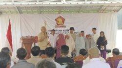 Ketua DPD Partai Gerindra Jawa Barat, H. Amir Mahfud memberikan beasiswa untuk 5 warga Ciamis melalui primajasa foundation. (Dok, foto. Kondusif.com)