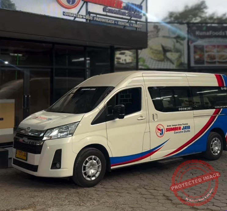 Armada Sumber Jaya Executive Shuttle. (Dok, foto. Instagram/@sumberjaya.shuttel)