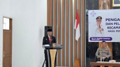 Foto: Bupati Kabupaten Ciamis Dr.H Herdiat Sunarya